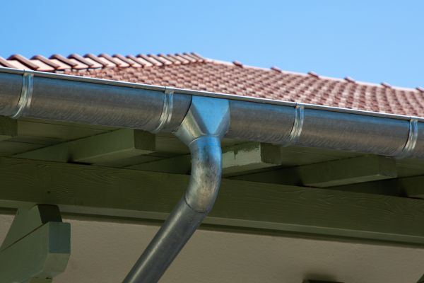Steel Gutter Replacement in Baytown